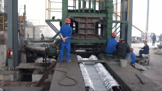 陽極板鑄型機組自動化生產線